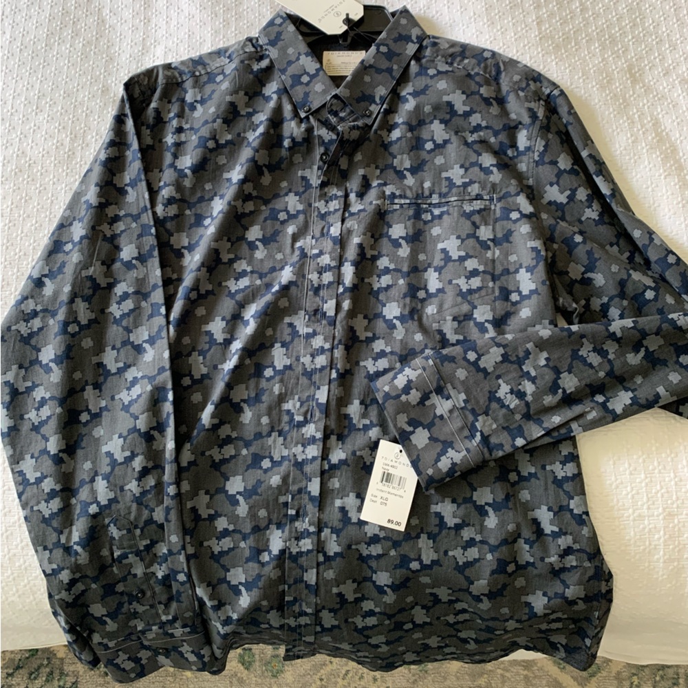 NWT 7 Diamonds button down.